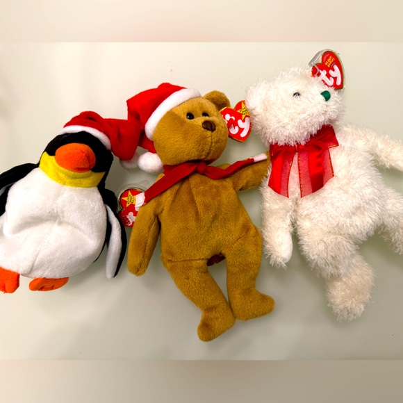 Rare retired beanie babies. Penguin Zero Holiday Teddy, 2004, Holiday Teddy 1997 - Picture 1 of 14